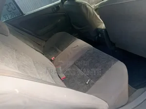 Toyota Carina 1998 White
