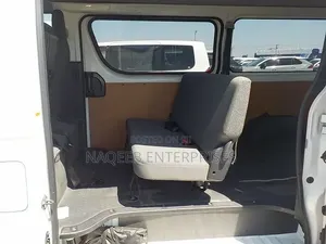 Toyota HiAce 2019 White