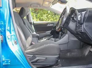 Toyota Auris 2015 Blue