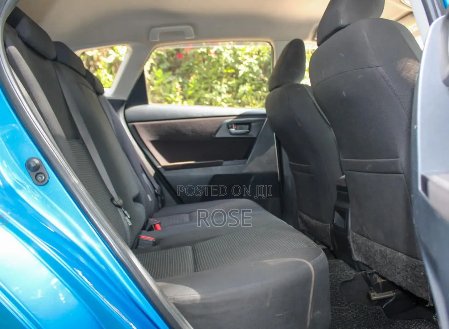 Toyota Auris 2015 Blue