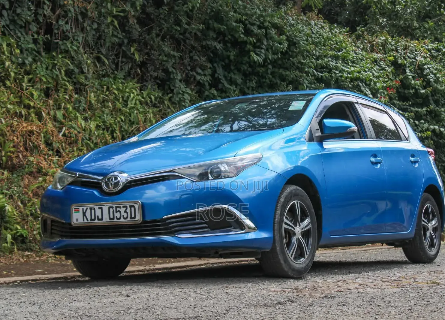 Toyota Auris 2015 Blue