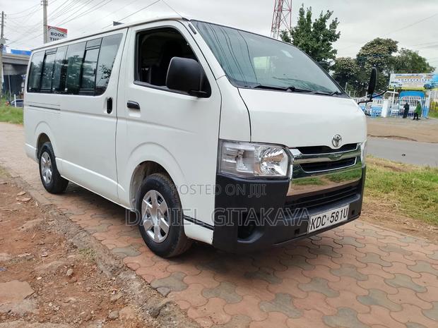 Toyota HiAce 2014 White - thumbnail 3