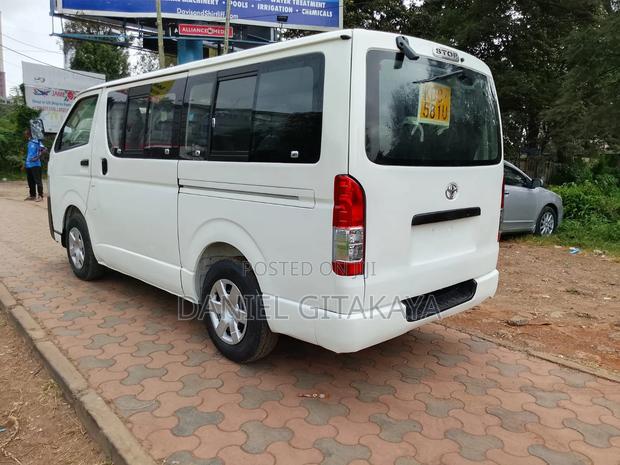 Toyota HiAce 2014 White - thumbnail 5