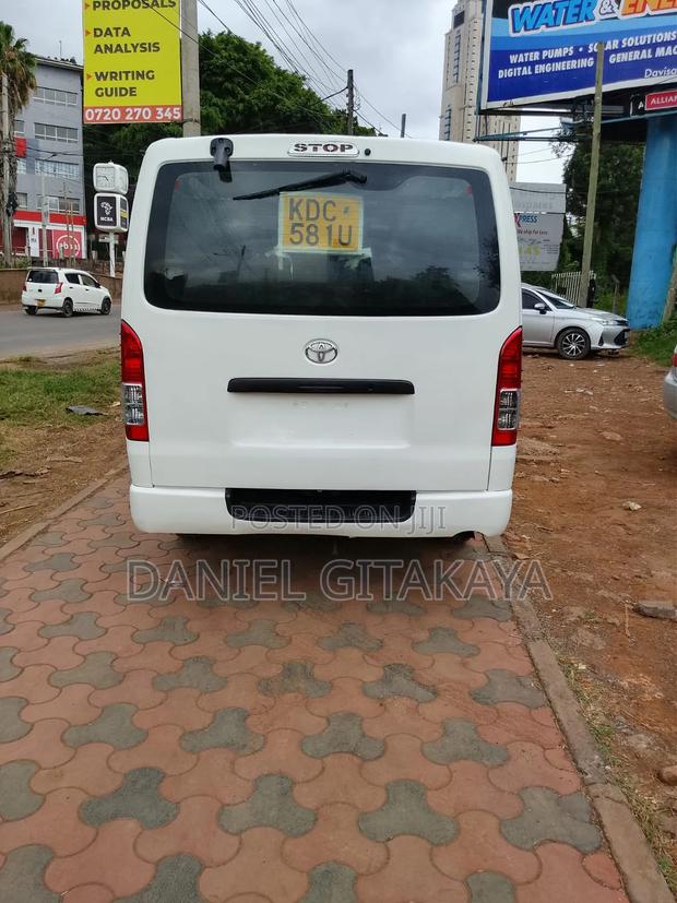 Toyota HiAce 2014 White - thumbnail 6