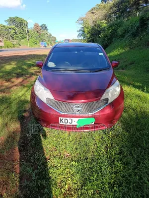 Nissan Note 2014 Maroon