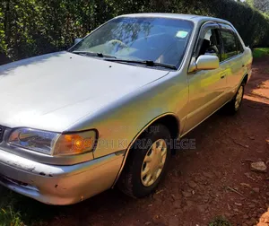 Toyota Corolla 2000 Silver