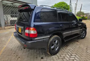 Toyota Land Cruiser 2001 Blue