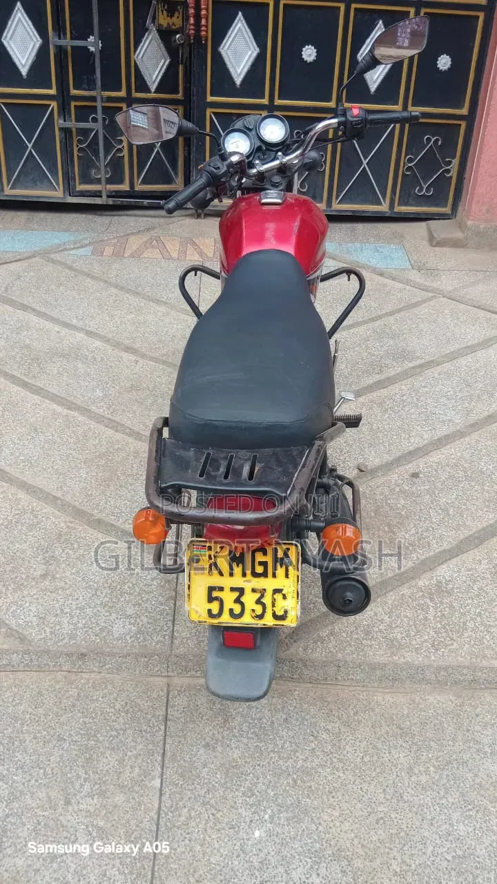TVS HLX 125 2023 Red