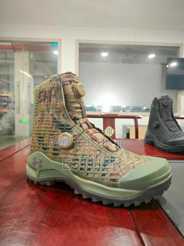 Under Armour Boots - thumbnail 5