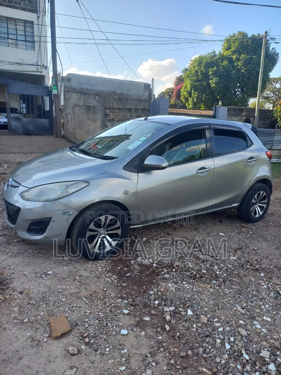 Mazda Demio 2013 Silver