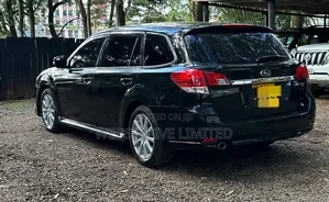 Subaru Legacy 2.5i Limited 2011 Black