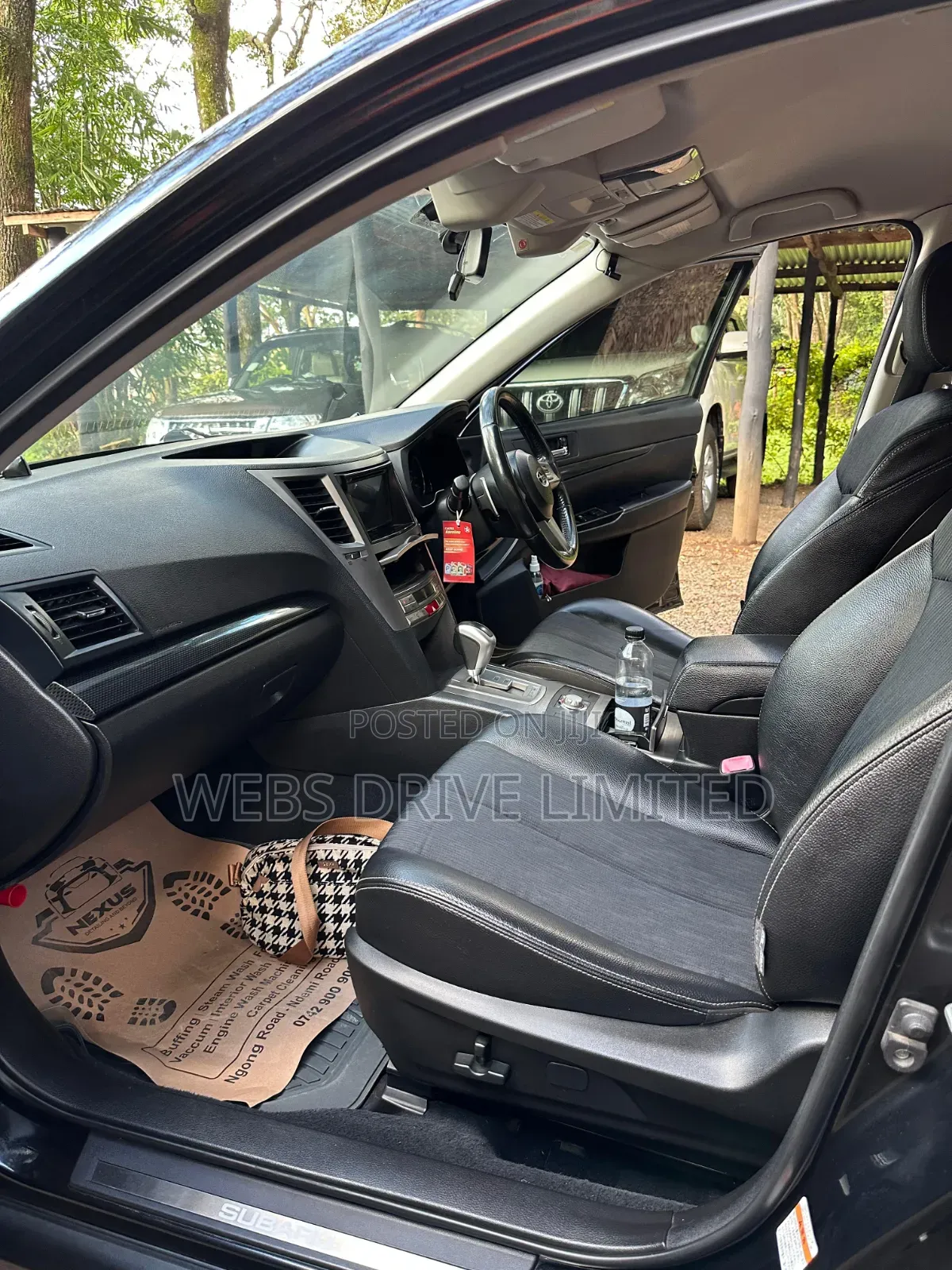 Subaru Legacy 2.5i Limited 2011 Black