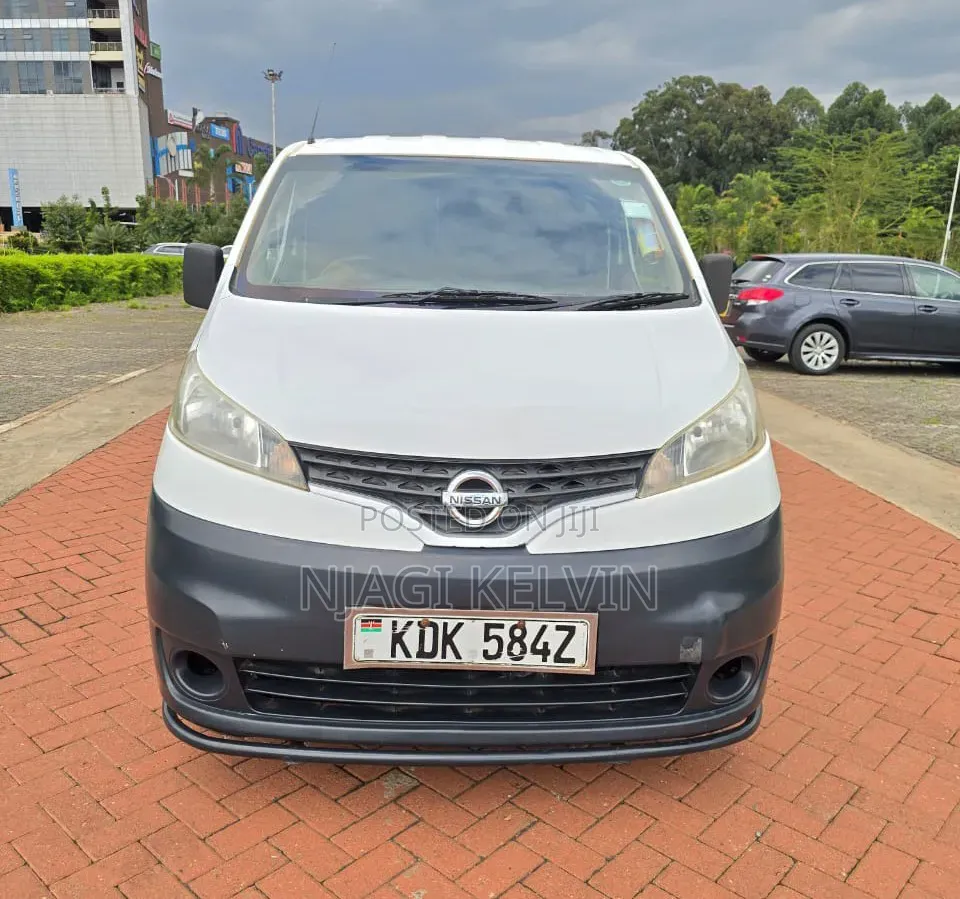 Nissan NV200 2015 White