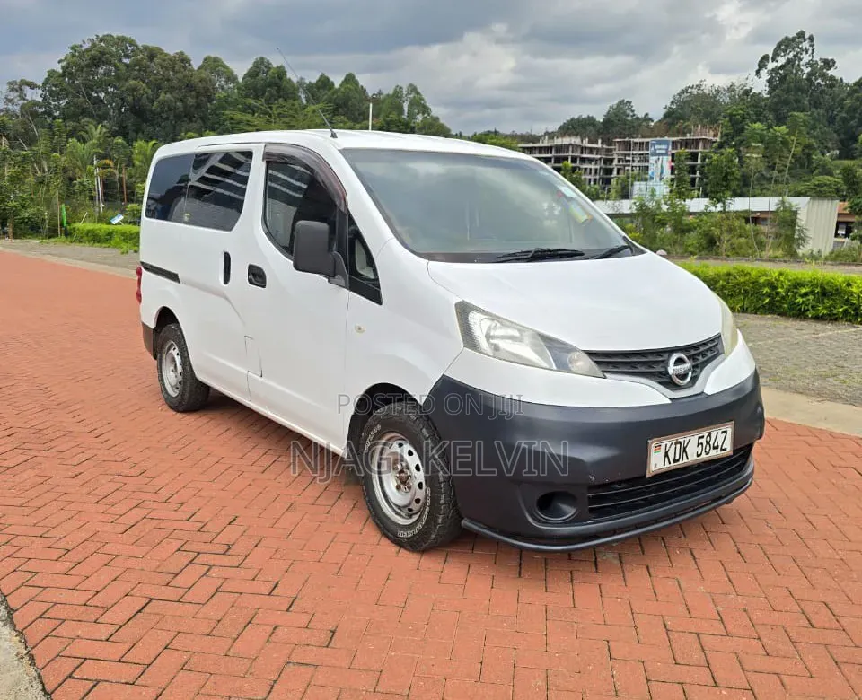 Nissan NV200 2015 White