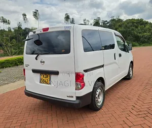 Nissan NV200 2015 White