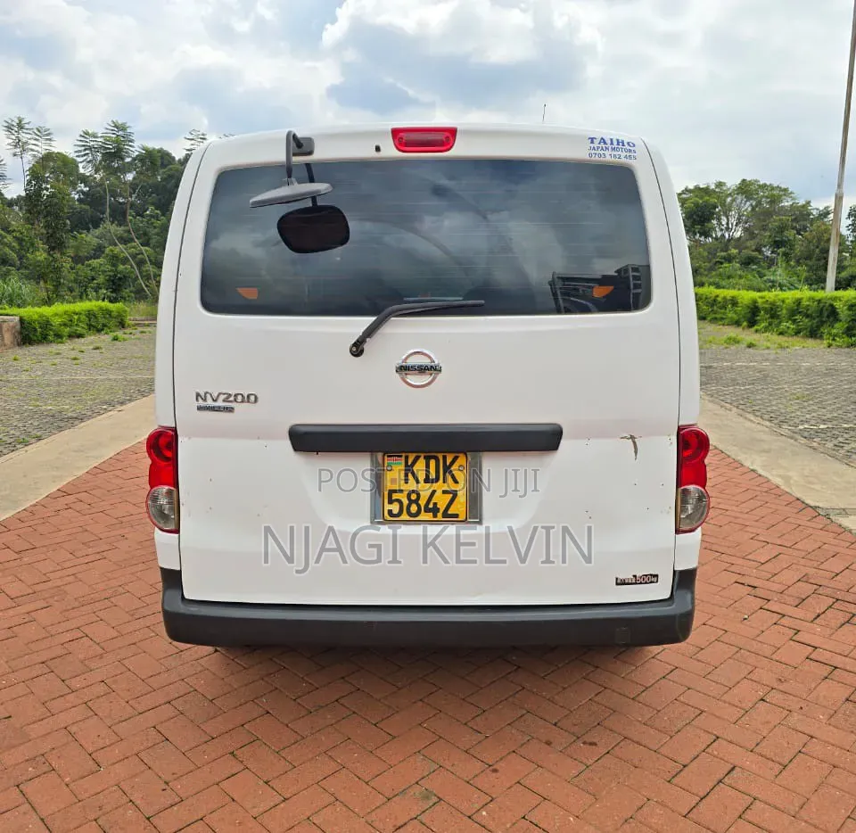 Nissan NV200 2015 White