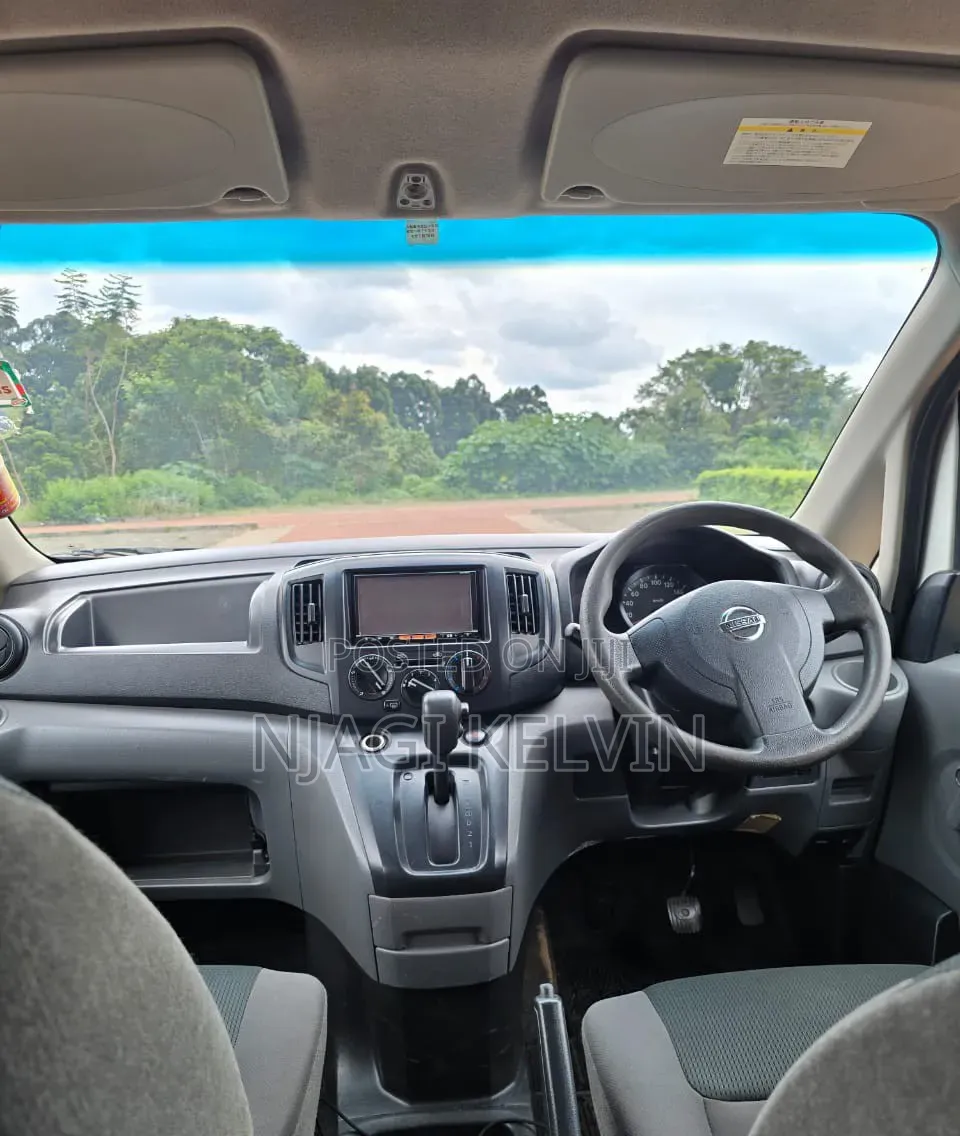 Nissan NV200 2015 White