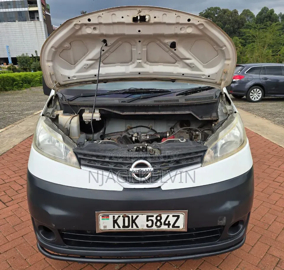 Nissan NV200 2015 White