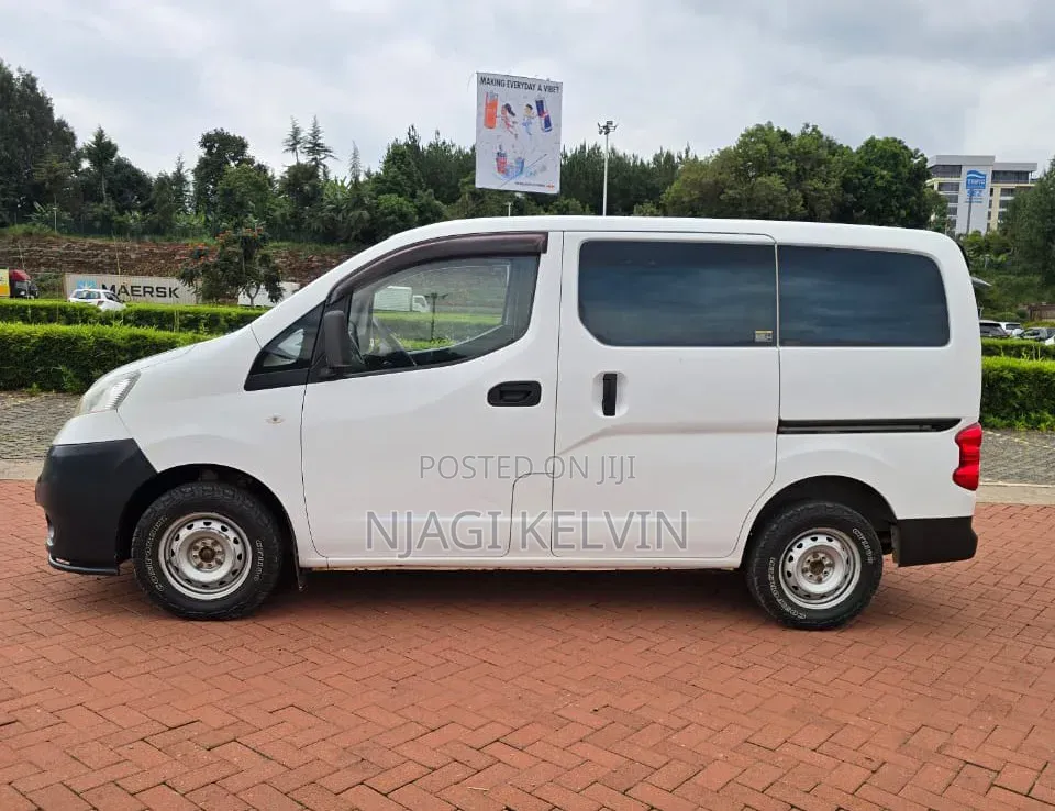 Nissan NV200 2015 White
