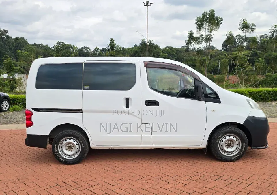 Nissan NV200 2015 White