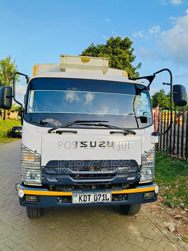 Isuzu FRR Slayqueen