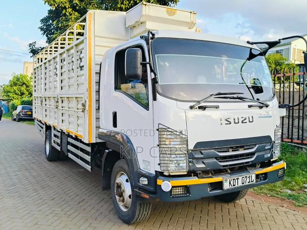 Isuzu FRR Slayqueen - thumbnail 4