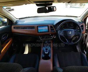 Honda Vezel 2017 Purple