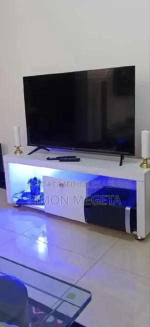 White New Ones. Istanbul 2 Tv Stand