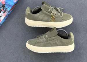 Adidas Acesmash “ Charcoal ”