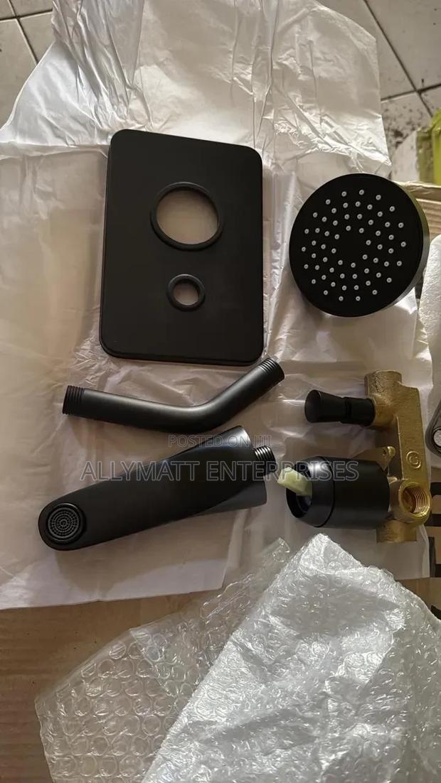 7788xconcealed Black Shower Mixer