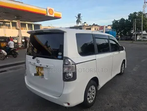 Toyota Voxy 2012 White