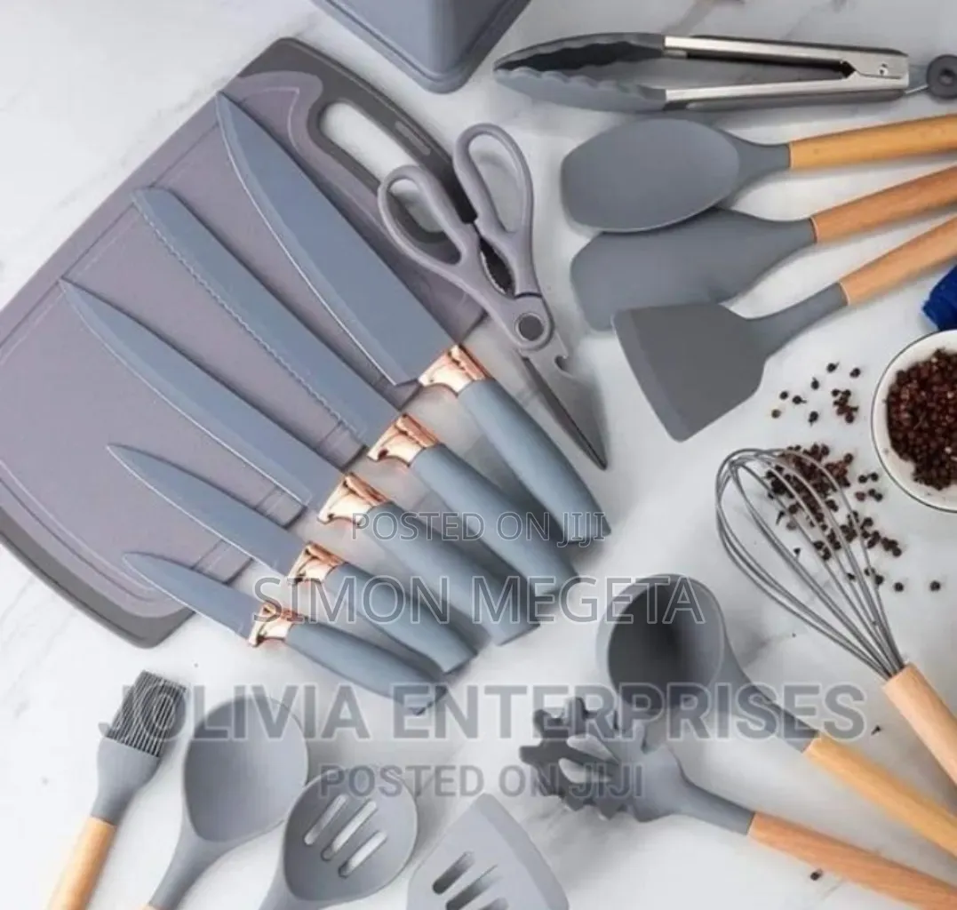 Newly Modern Silicon 19pcs Spoons. New Arrivals