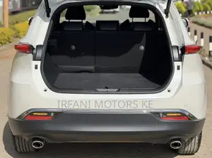 Toyota Harrier 2.0 2020 Pearl