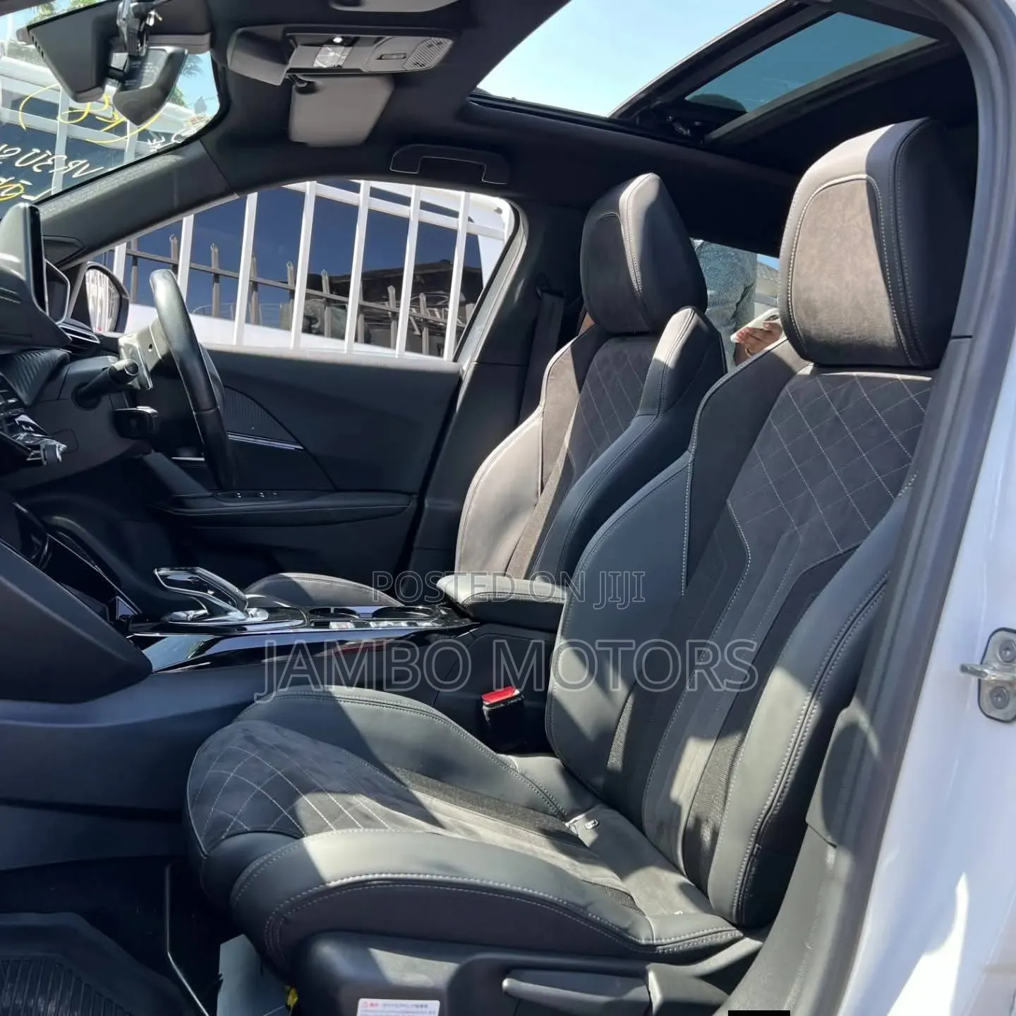 Peugeot 2008 1.2 PureTech (155 Hp) 2021 White