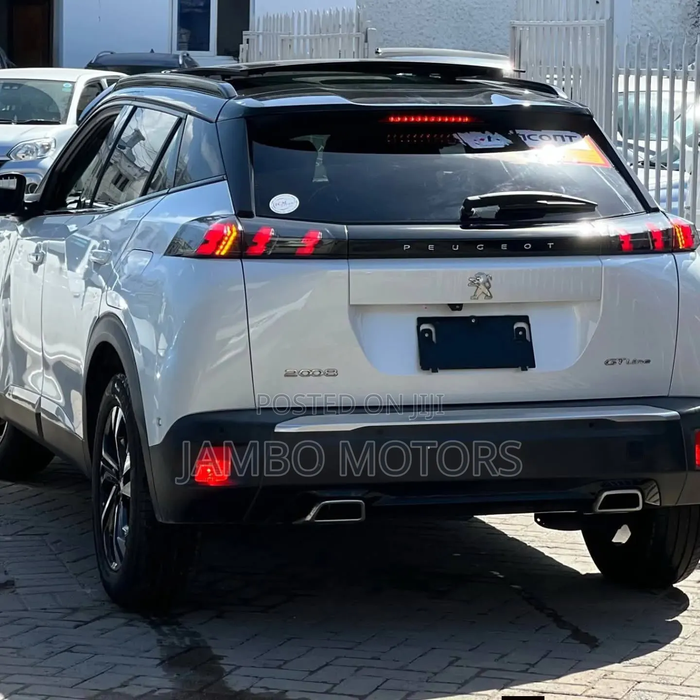 Peugeot 2008 1.2 PureTech (155 Hp) 2021 White