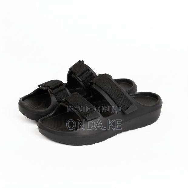 Unisex Scootch Slides Black - main view