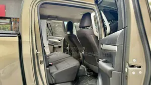 Toyota Hilux 2022 Brown
