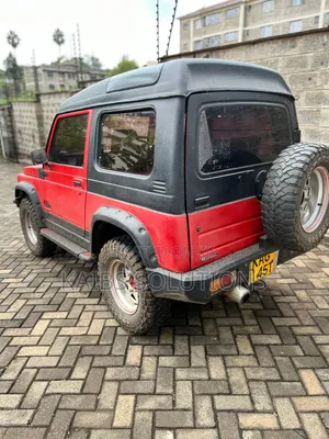 Suzuki Sierra 1996 Red