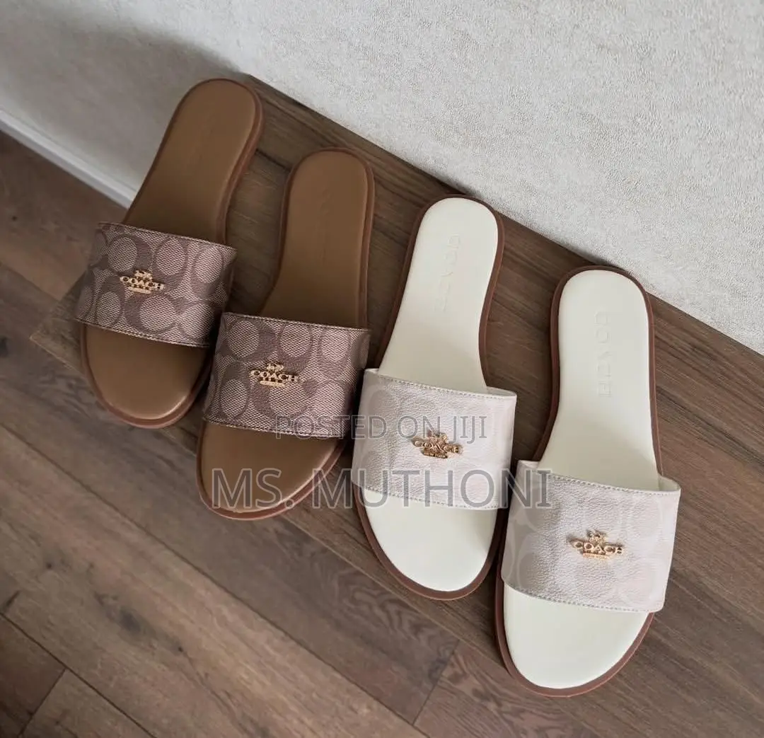 Coach Florence Slides Featuring the Signature Logo Monogram Size 37-42