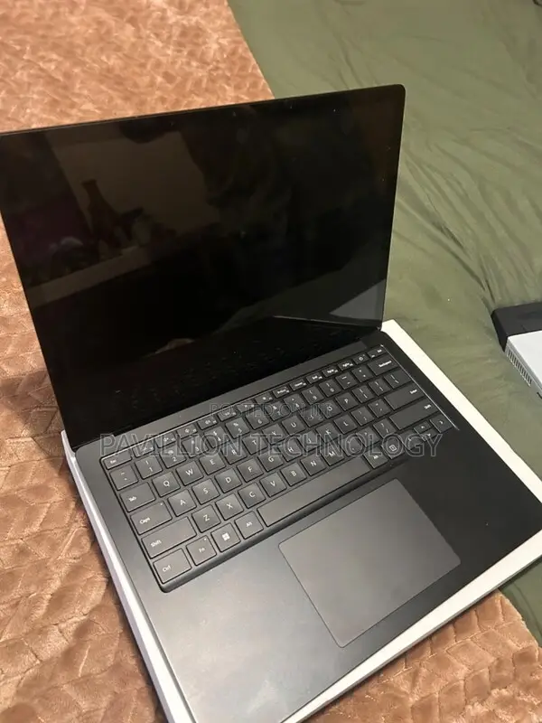 Laptop Microsoft Surface 16GB AMD Ryzen 5 SSD 256GB