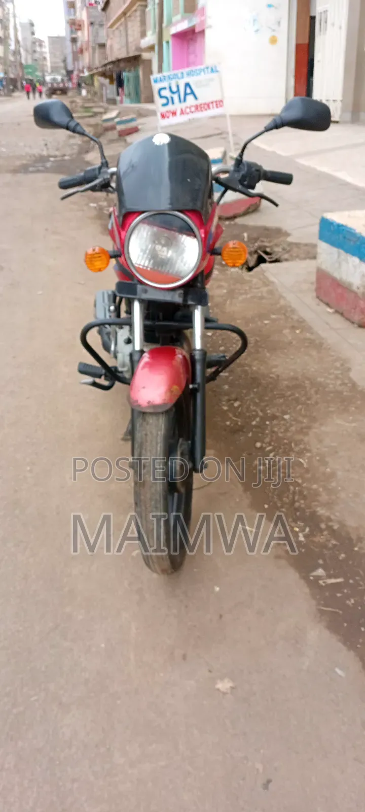 Bajaj Boxer 150 UG 2021 Red