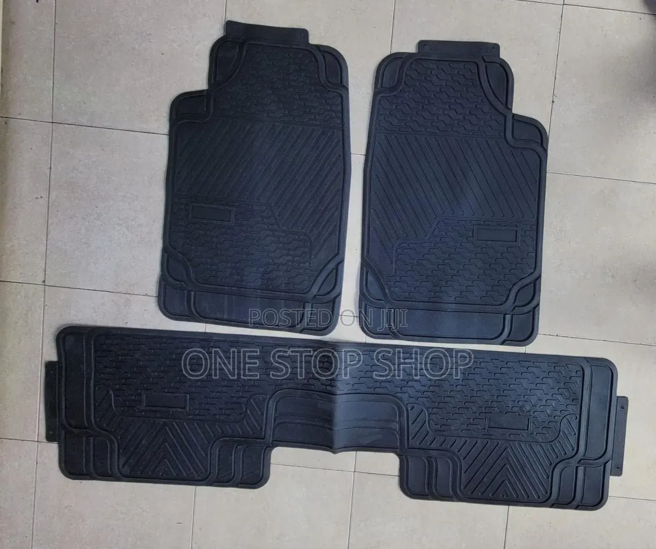 3pc Mat With 2 Front and Cojoined Rear Mat
