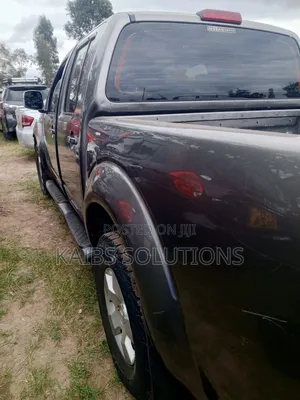 Nissan Navara 2012 Gray