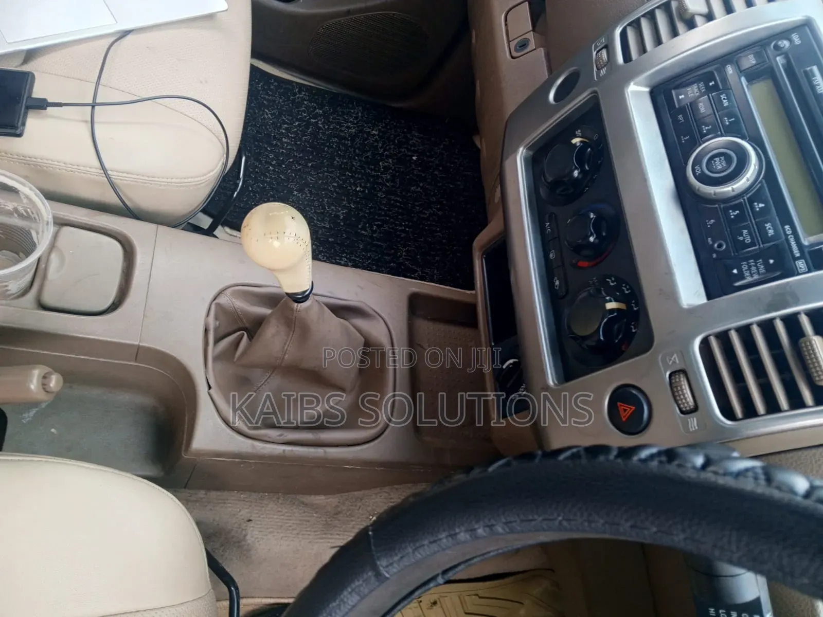 Nissan Navara 2012 Gray