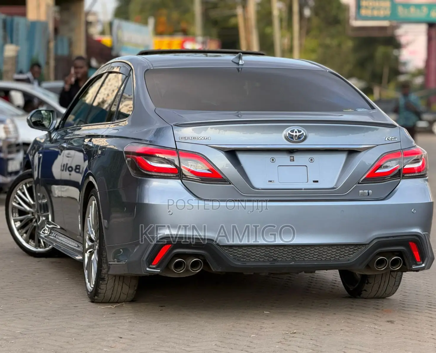 Toyota Crown 2019 Silver