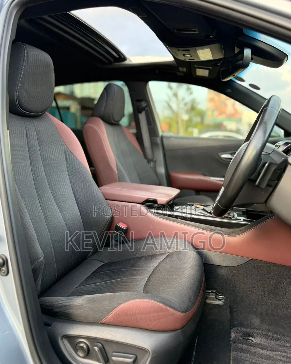 Toyota Crown 2019 Silver