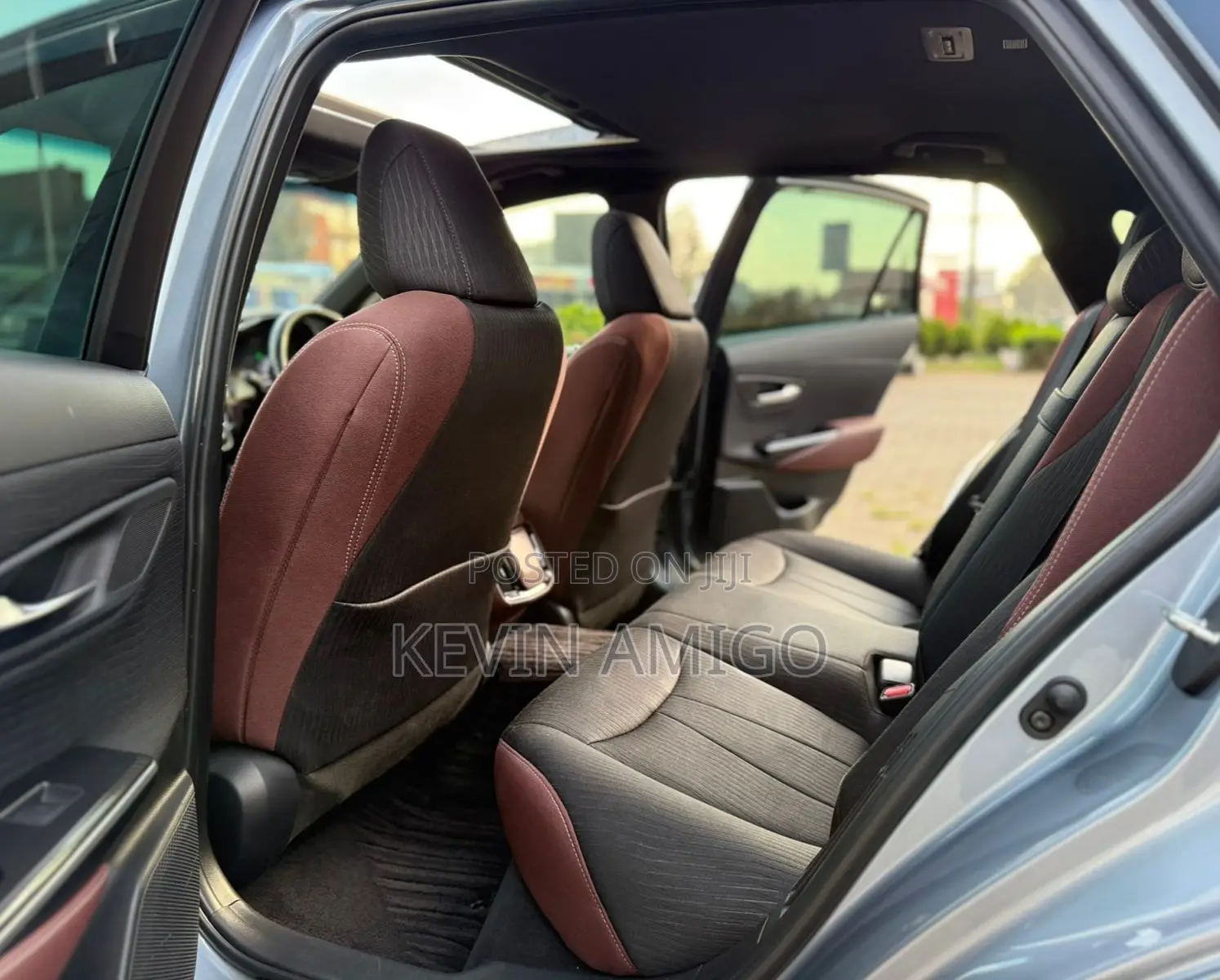 Toyota Crown 2019 Silver