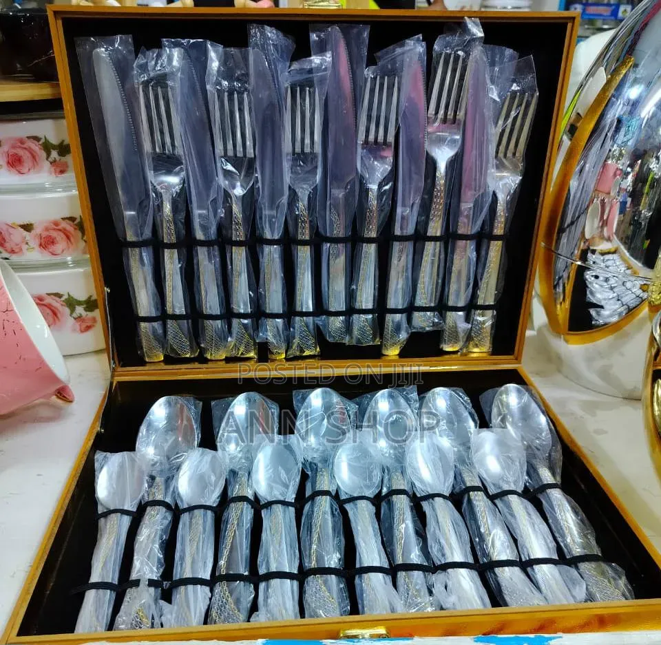Brifcase Cutrely Set