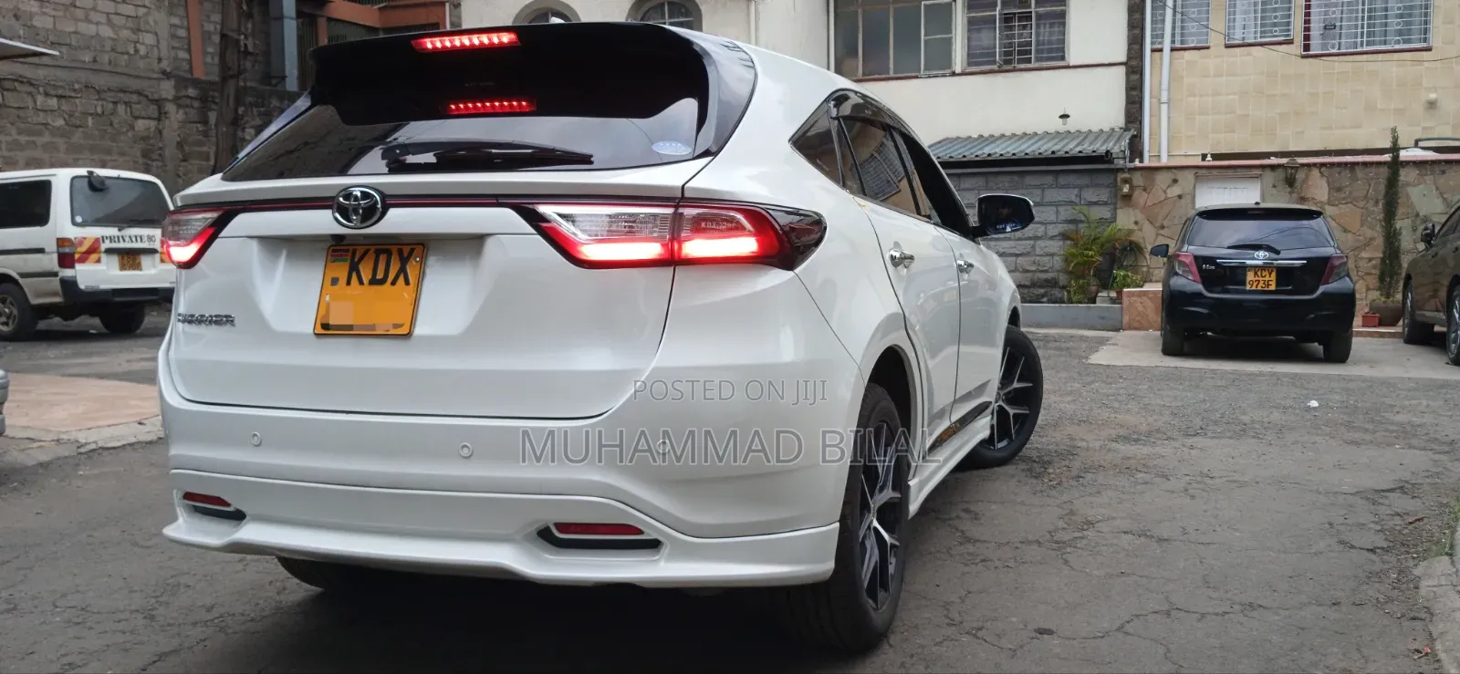 Toyota Harrier 2.0 2019 White