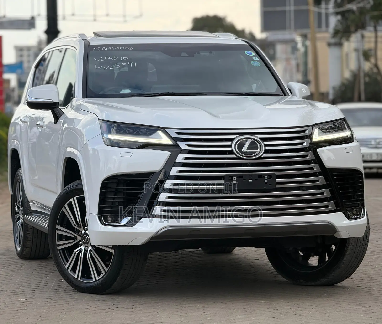 Lexus LX 600 2023